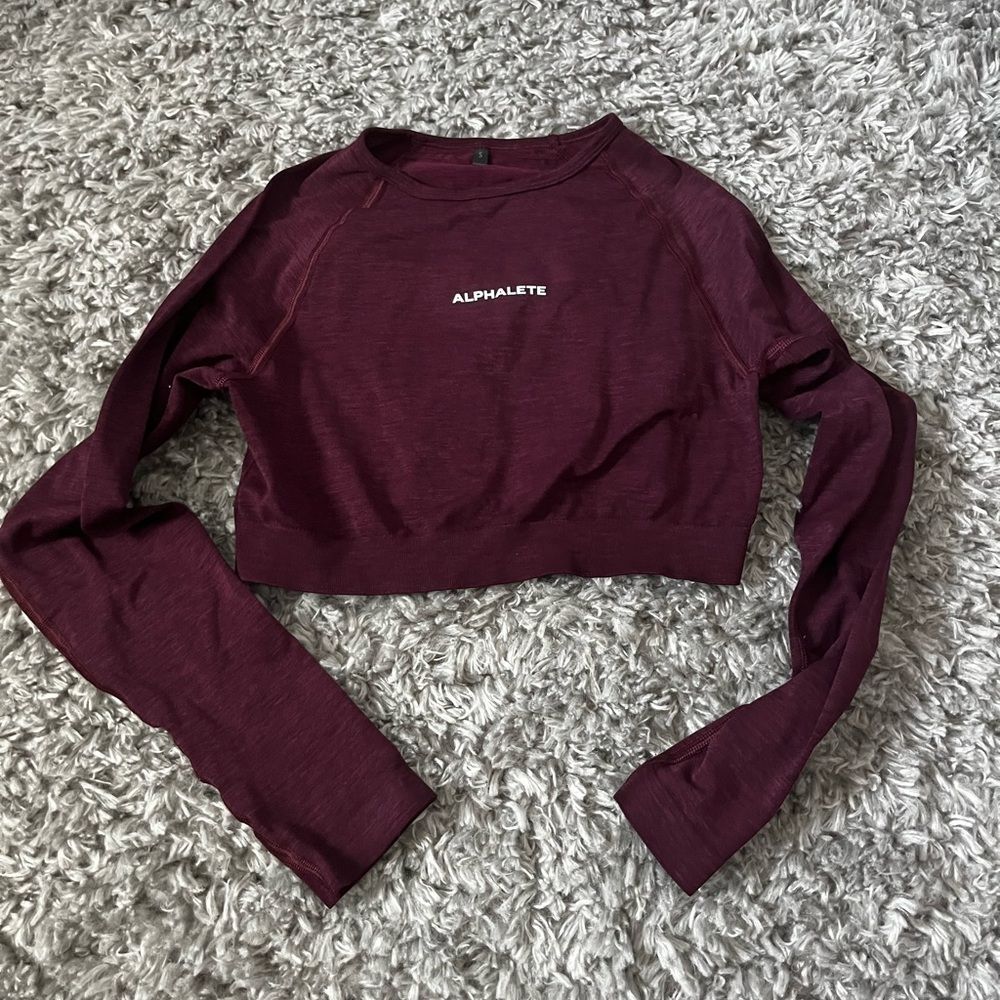 alphalete cropped long sleeve shirt size small